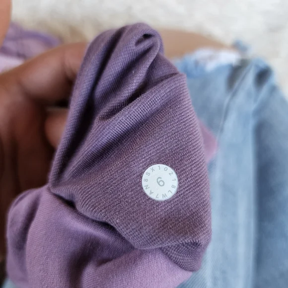 lululemon every moment short vintage quartz - Picture 5 of 8